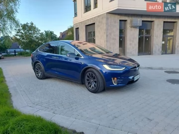 Авто Tesla Model X 2018 № 7697423