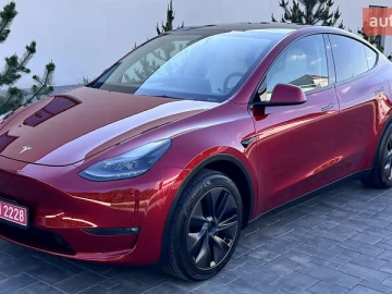 Авто Tesla Model Y 2024 № 7697432