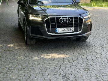 Авто Audi Q7 2023 № 7697454