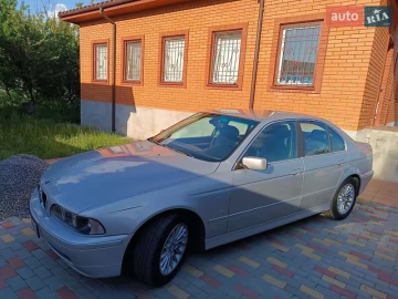 Авто BMW 5 Series 2001 № 7697558