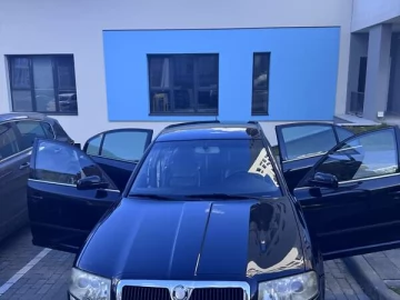 Авто Skoda Superb 2004 № 7697559