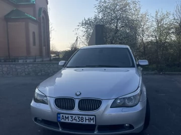 Авто BMW 5 Series 2003 № 7697589