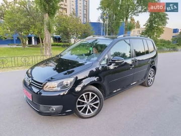 Авто Volkswagen Touran 2013 № 7697695