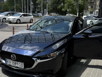 Авто Mazda 3 2018 № 7697863