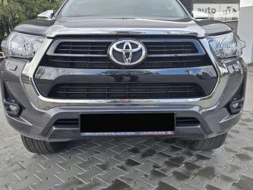 Авто Toyota Hilux 2021 № 7697897