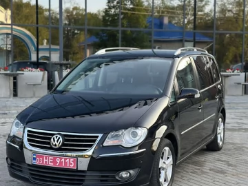 Авто Volkswagen Touran 2009 № 7697916