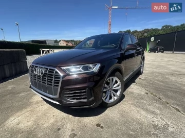 Авто Audi Q7 2021 № 7697921