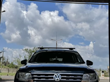 Авто Volkswagen Tiguan 2017 № 7697997