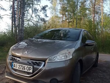 Авто Peugeot 208 2012 № 7698013