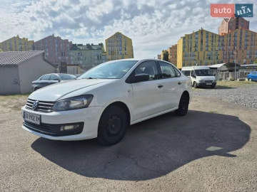 Авто Volkswagen Polo 2017 № 7698117
