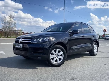 Авто Volkswagen Touareg 2014 № 7698164