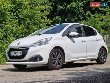 Авто Peugeot 208 2016 № 7698228