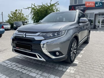Авто Mitsubishi Outlander 2021 № 7698455