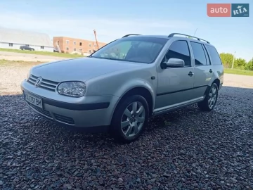 Авто Volkswagen Golf 2003 № 7698496