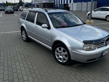 Авто Volkswagen Golf 2003 № 7698507