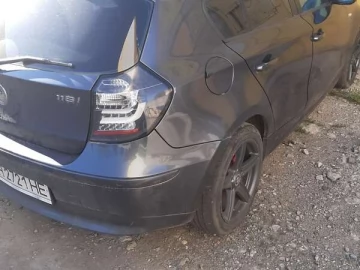 Авто BMW 1 Series 2005 № 7698522