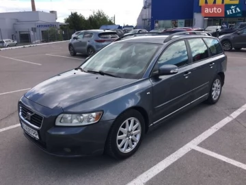Авто Volvo V50 2009 № 7698528