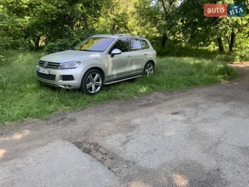 Авто Volkswagen Touareg 2012 № 7698600