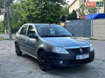 Авто Renault Logan 2010 № 7698920