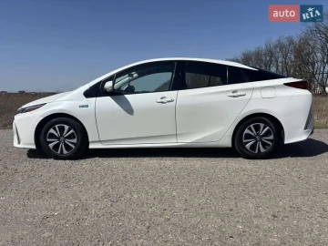 Авто Toyota Prius Prime 2017 № 7699039