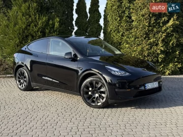 Авто Tesla Model Y 2023 № 7699073