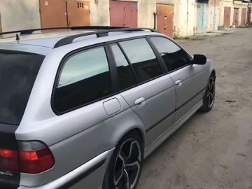 Авто BMW 5 Series 1999 № 7699119