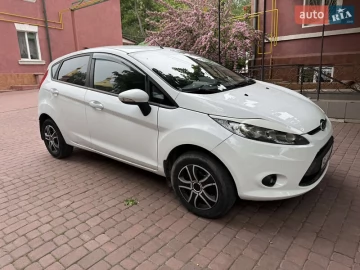 Авто Ford Fiesta 2012 № 7699177