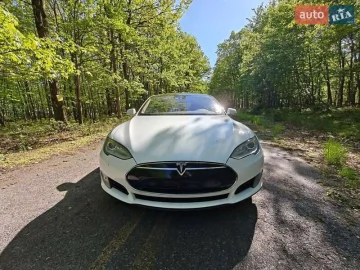 Авто Tesla Model S 2015 № 7699230
