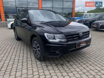 Авто Volkswagen Tiguan 2017 № 7699304