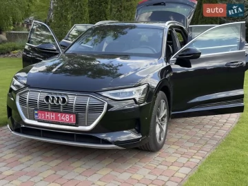 Авто Audi E-Tron 2019 № 7699332