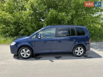 Авто Volkswagen Touran 2009 № 7699462