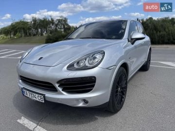 Авто Porsche Cayenne 2013 № 7699595