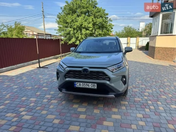 Авто Toyota Rav4 2021 № 7699621
