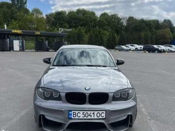 Авто BMW 1 Series 2009 № 7699761