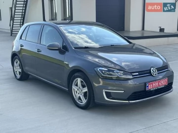 Авто Volkswagen E-Golf 2018 № 7699820