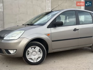 Авто Ford Fiesta 2002 № 7699973