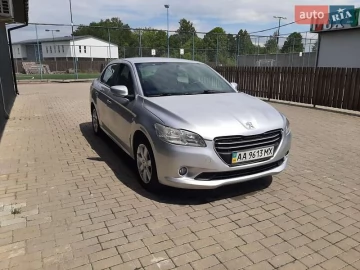 Авто Peugeot 301 2013 № 7700015