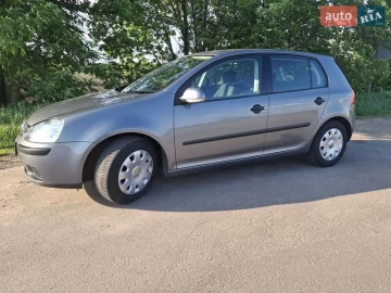 Авто Volkswagen Golf 2005 № 7700027