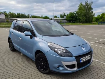 Авто Renault Scenic 2009 № 7700057