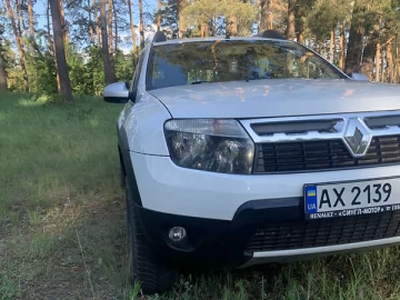 Авто Renault Duster 2012 № 7700100