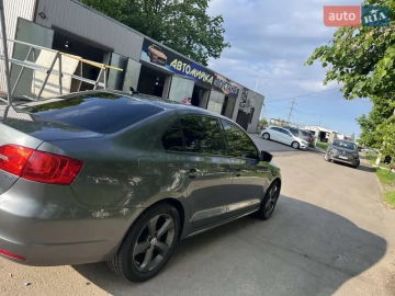 Авто Volkswagen Jetta 2014 № 7700123