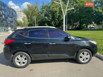 Авто Hyundai Ix35 2011 № 7700148