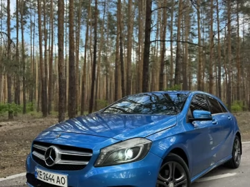 Авто Mercedes A-Class 2012 № 7700160