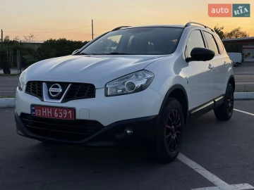 Авто Nissan Qashqai 2 2013 № 7700176