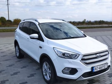 Авто Ford Kuga 2019 № 7700216