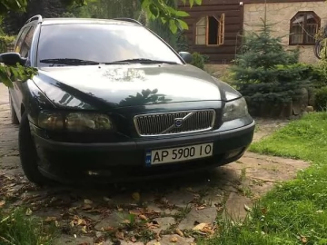 Авто Volvo V70 2002 № 7700295