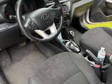Авто KIA Rio 2012 № 7700317