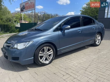 Авто Honda Civic 2008 № 7700375