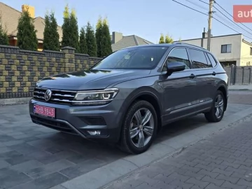 Авто Volkswagen Tiguan 2020 № 7700381