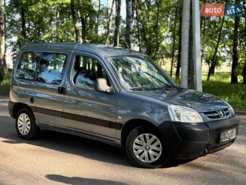 Авто Peugeot Partner 2008 № 7700404